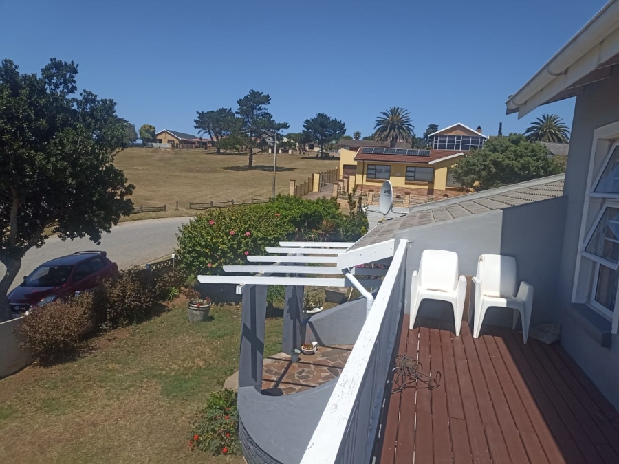 4 Bedroom Property for Sale in Heiderand Western Cape